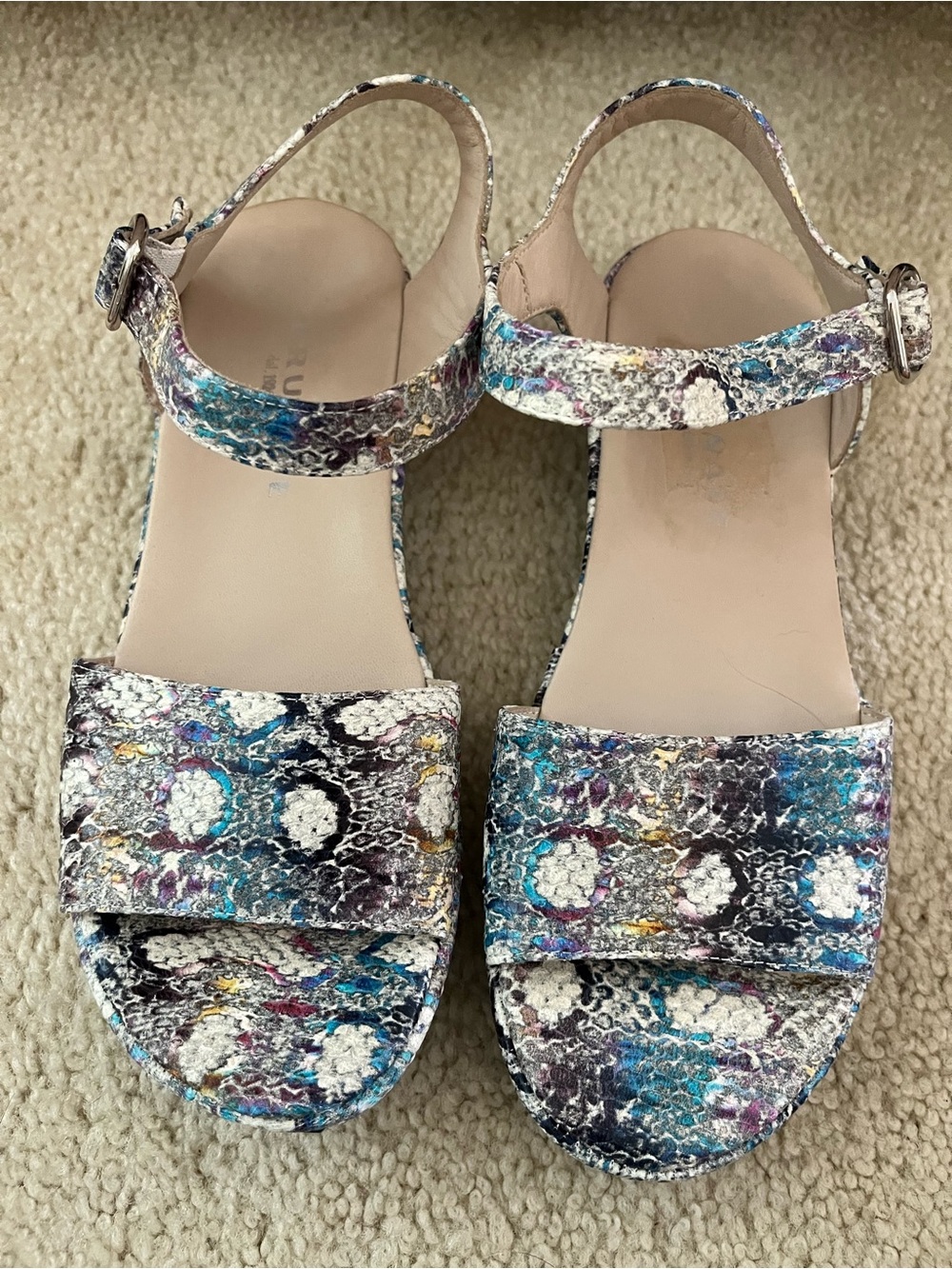 Italian snakeskin sandals Size 8.  Made in Italy